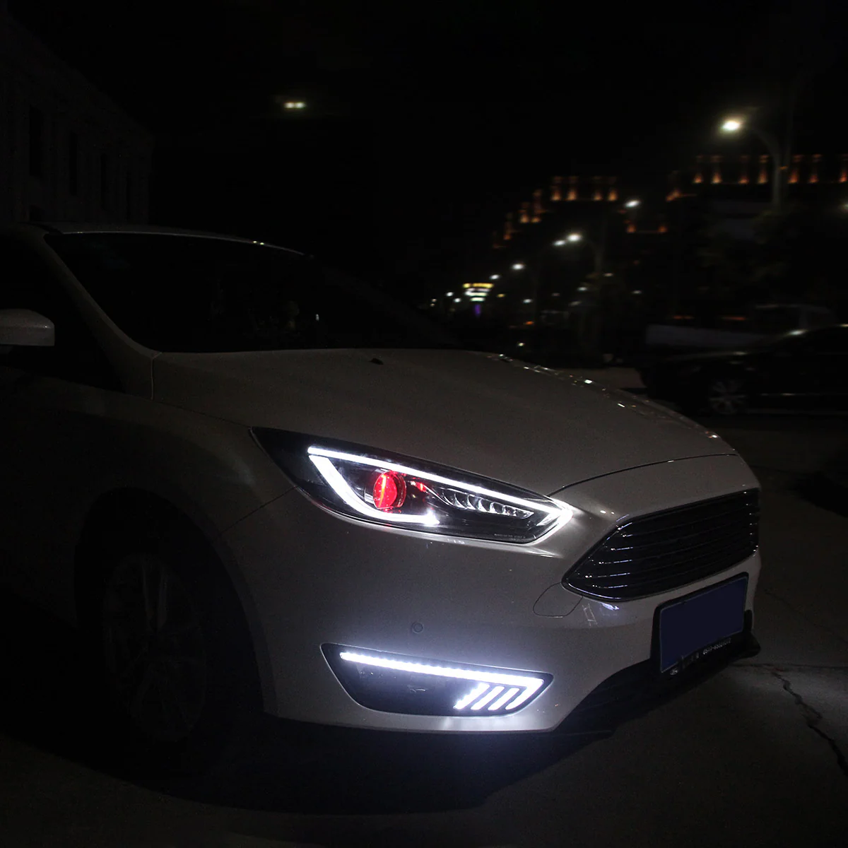 VLAND LED Headlights for Ford Focus 2015-2019 with Blue DRL and Red Demon Eyes Sequential - Image 14